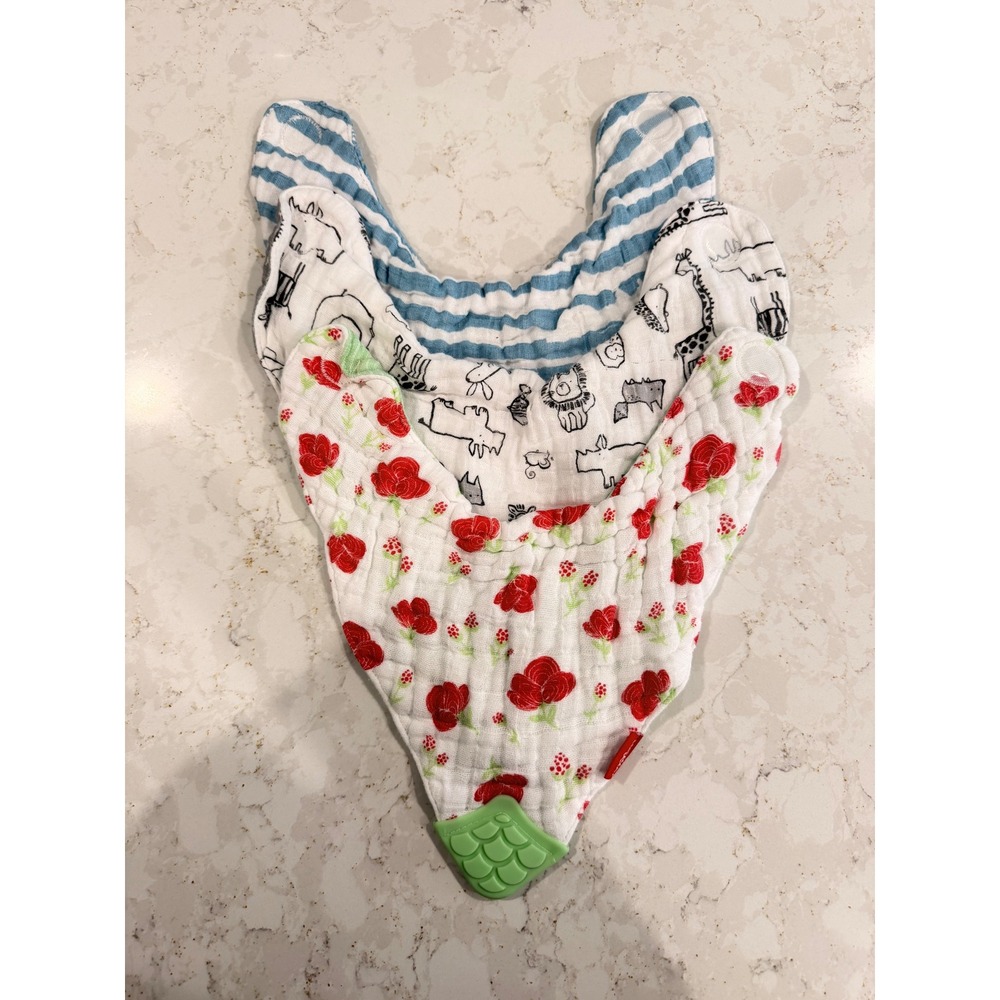 Nuby Cotton Muslin Bandana Teething Bibs Set of‎ 3 Patterned Unisex Reversible